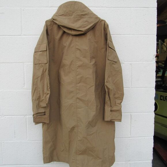 Goldwin Mods Full-Length A-Line Silhouette Coat - Picture 3 of 7